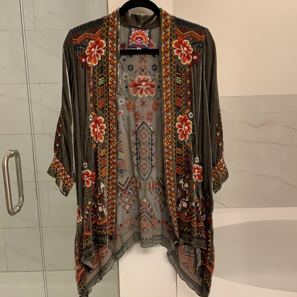 🧡JOHNNY WAS Lightly Used Like New, Waleska Velvet Draped Cardigan Size (M)🧡